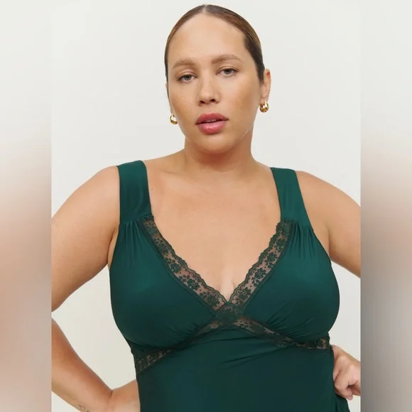 REFORMATION Provence 100% Silk Dress (Extended sizing) in Forest - Picture 4 of 5